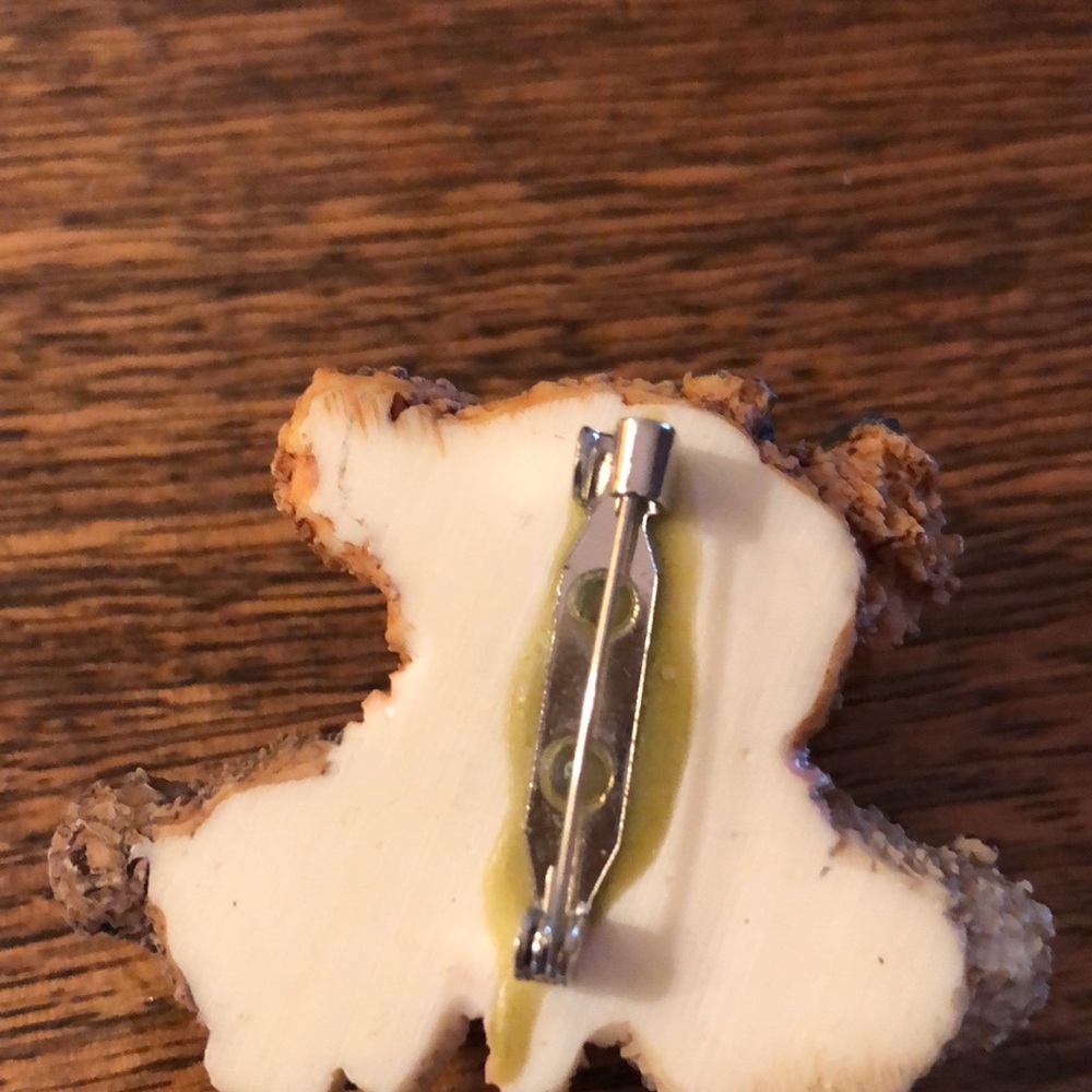 Pin - Picture 3 of 3